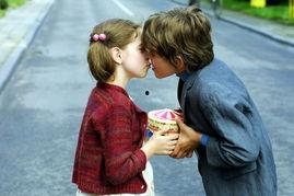 娱乐吃瓜君两小无猜,揭秘两小无猜的甜蜜幕后 第1张 娱乐吃瓜君两小无猜,揭秘两小无猜的甜蜜幕后 第1张